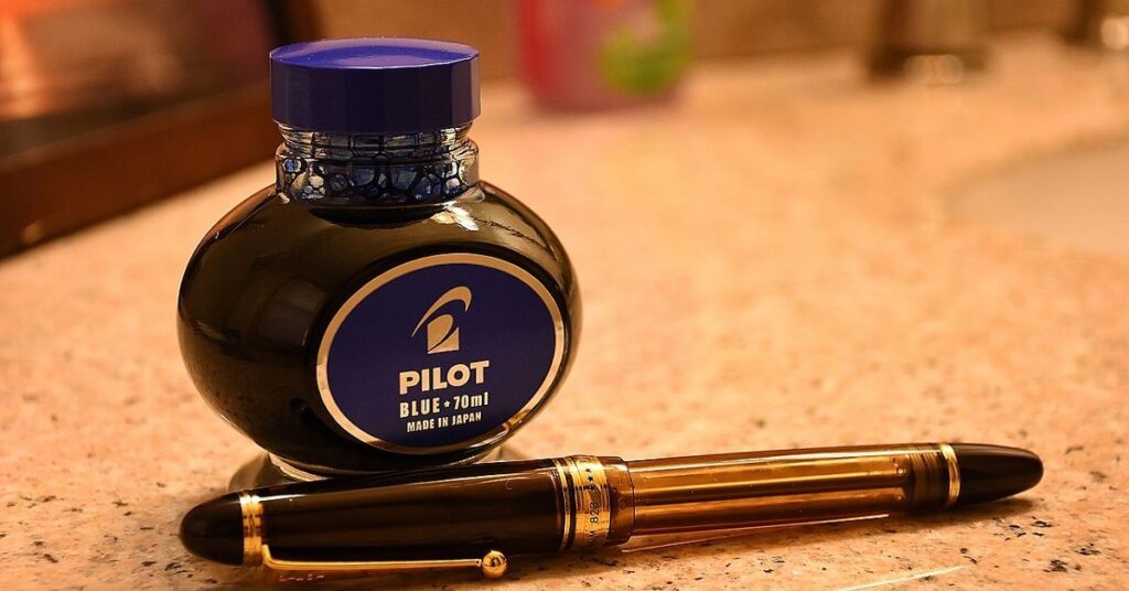 inexpensive gift for pilot